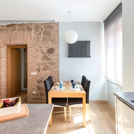 Premiere Apartment Rome